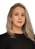 Vânia Patrícia Vânia Patrícia